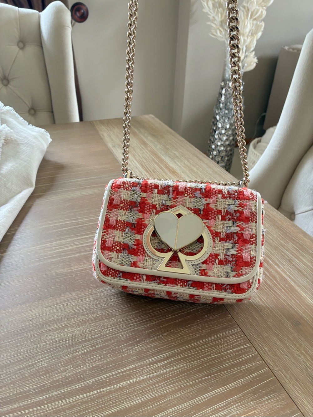 NEW, GORGEOUS KATE SPADE BAG! The heart turns to open! ♠️♠️ - Picture 10 of 14